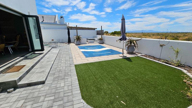 4 Bedroom Property for Sale in Dwarskersbos Western Cape